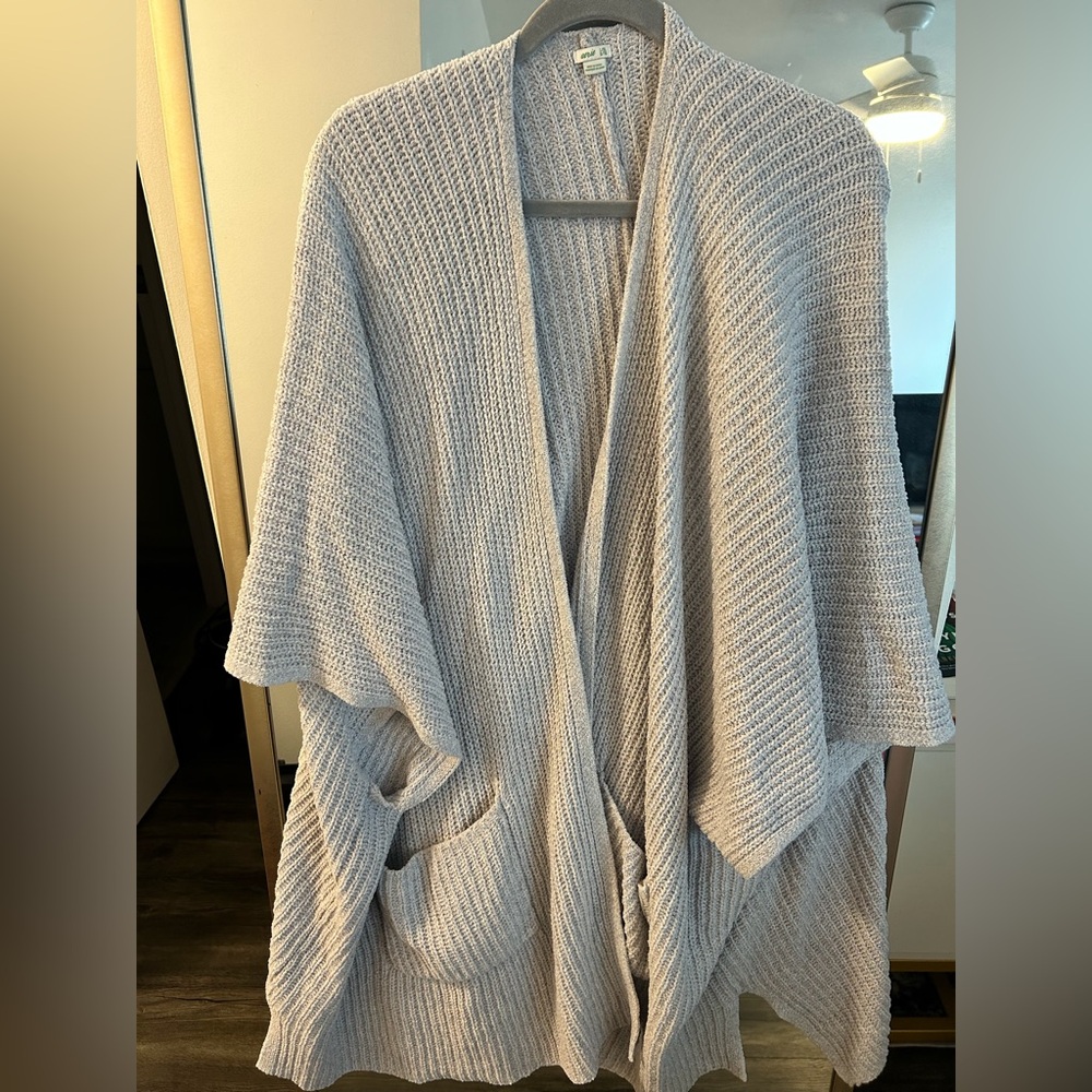 Aerie Soft Cream Knit Poncho